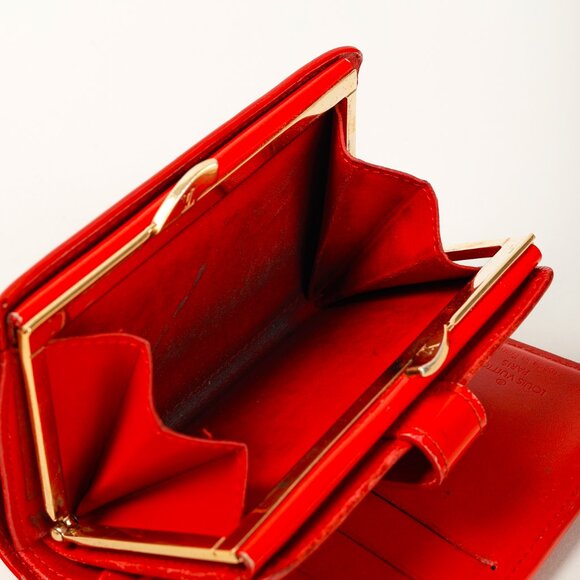 Louis Vuitton Pomme D'Amour Vernis Monogram French Purse Wallet - Picture 13 of 14